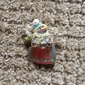 Snowman pin